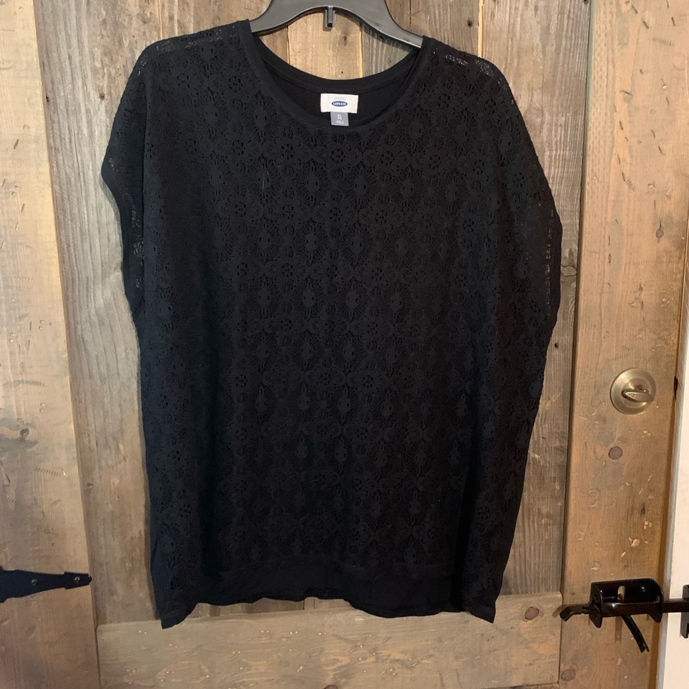 Black shift top